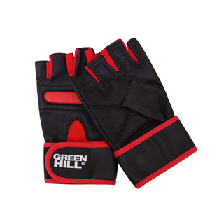 Beide Handschuhe leich übereinander Vordergründig die linke Handinnenfläche des komplett aus schwarzem Leder gefertigten Handschuhs. Zu sehen sind die dezenten, ergonomisch geschwungenen Polsternähte, die sich perfekt an die Anatomie der Hand anpassen. Die roten Textil-Einsätze an den Fingeröffnungen setzen einen sportlichen Kontrast zum dunklen Lede